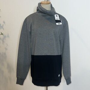 DC DWR Veneer Fleece Colorblock Funnel Neck Pullover